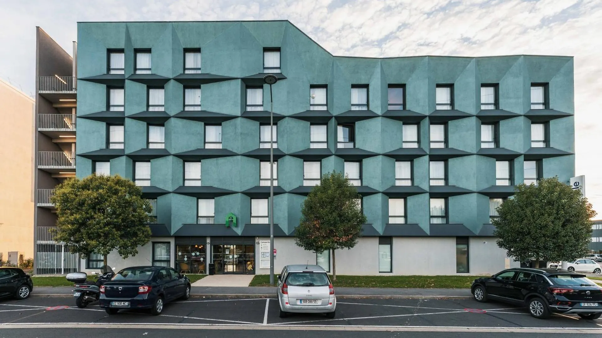 Campanile Prime - Rungis Orly Hotel